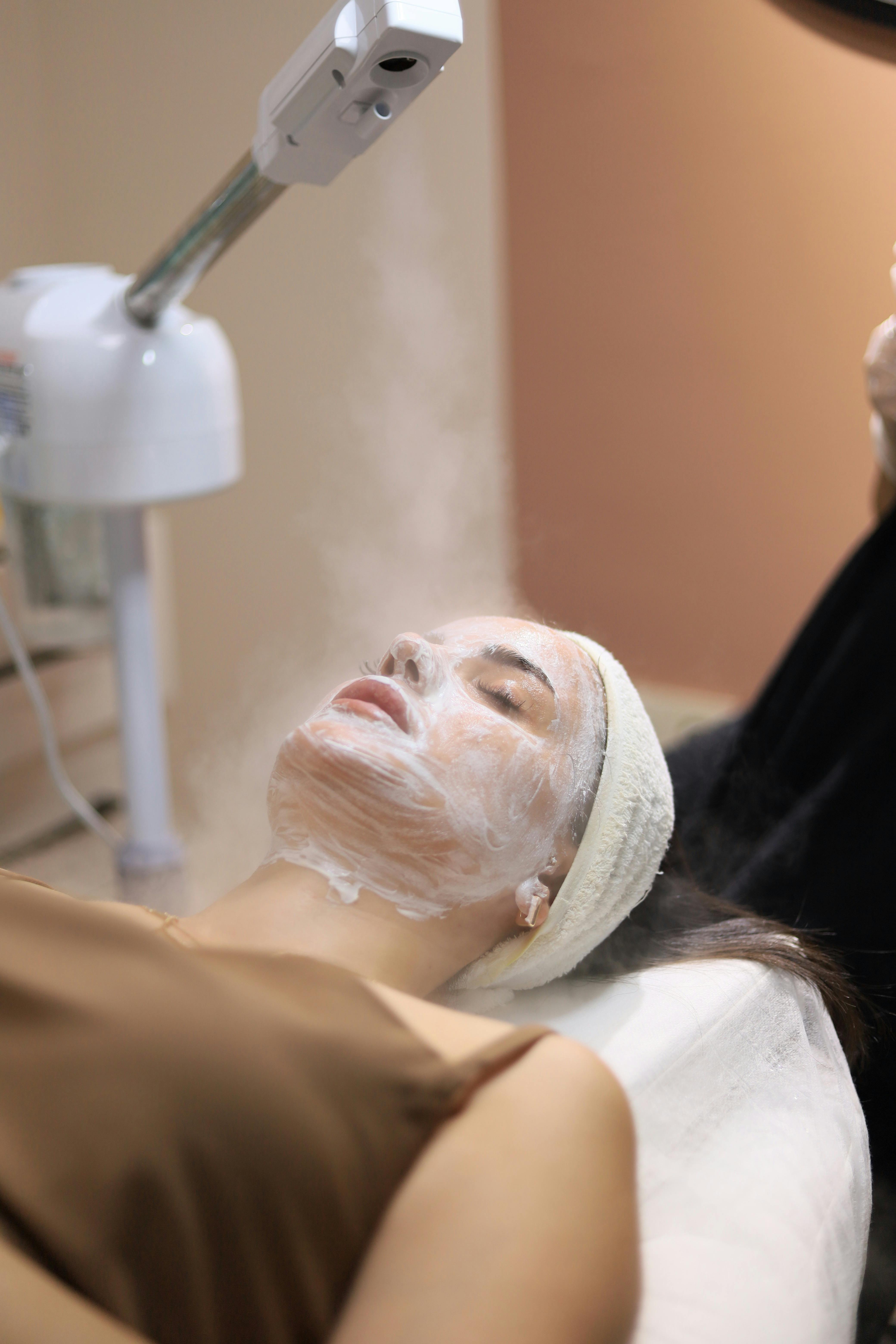 Deep pore cleansing facial treatment at SBW Beauty