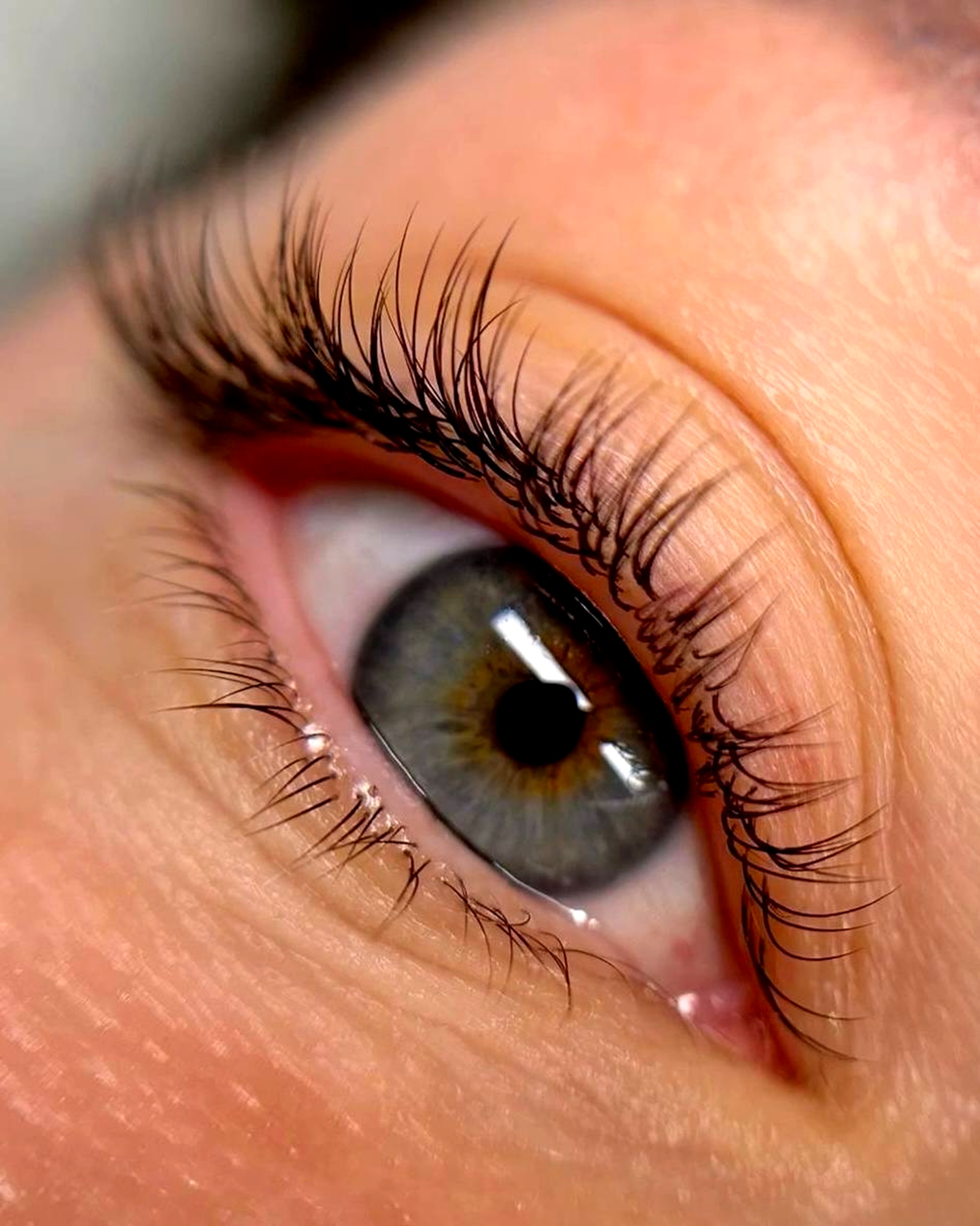 Classic full set eyelash extensions result