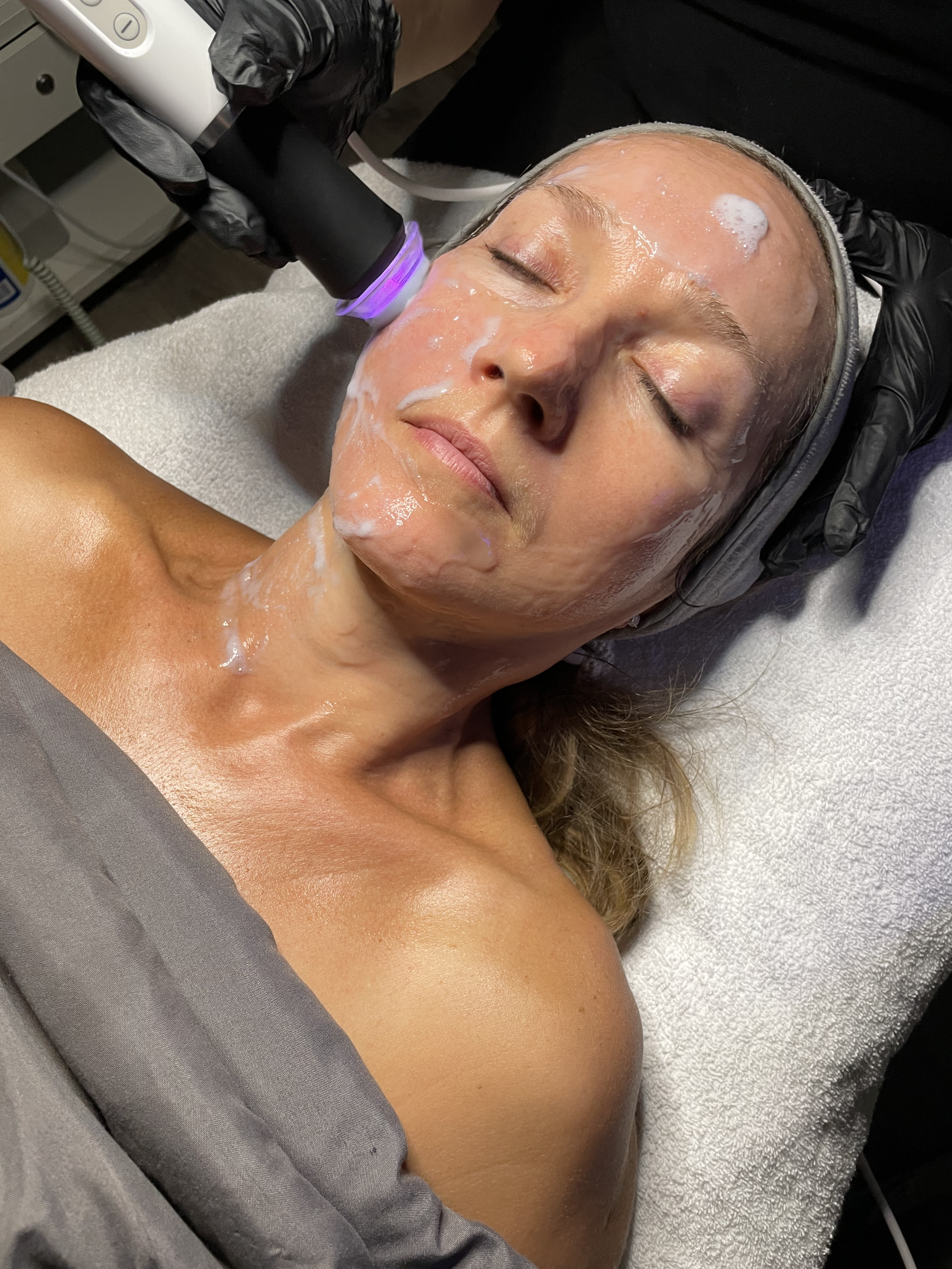 Glow facial treatment at SBW Beauty